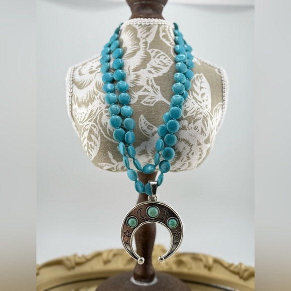 Turquoise Crescent Pendant Necklace – Boho Western Style (33.5 Inches) - Picture 8 of 10